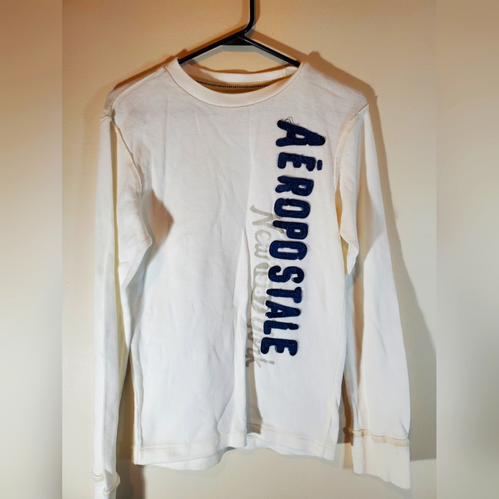 Aeropostale white long sleeve tee